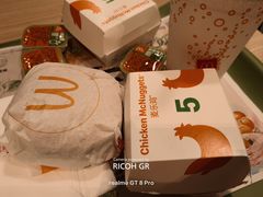 -麦当劳(轻轨曹杨路店)