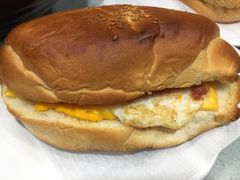 招牌芝士咸牛肉蛋猪仔包-华嫂冰室(尖沙咀店)