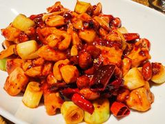 宫保鸡丁-渝信川菜 · 川味家常菜(长安店)