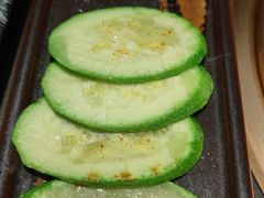 -铭牛烧肉·和牛海鲜自助(高新月牙湖店)