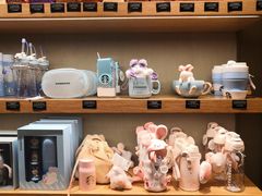 零售区-星巴克(广州淘金路店)