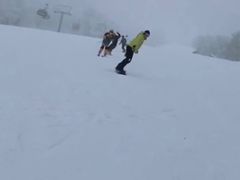 -亚布力新体委滑雪场