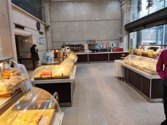 面包甜点陈列柜-清真全盛斋传统糕点(许士庙店)