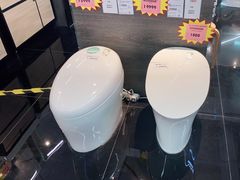 -百安居装修建材卖场(泰然店)