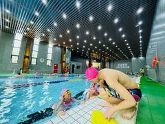 -途睿健身游泳俱乐部(顶峰店)