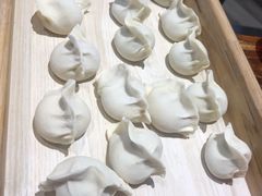 猪肉芹菜水饺-小咚家自助水饺