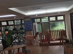-三亚亚龙湾人间天堂鸟巢度假村