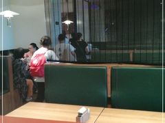 大堂-青年公社烤鸭(宝杨宝龙广场店)