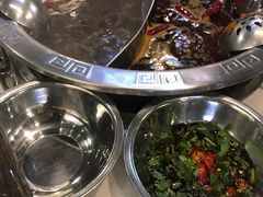 -憨铁匠老火锅(龙岗万科里店)