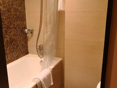 -香港华美达海景酒店