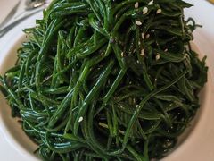 炝拌草原沙葱-德乐海蒙餐