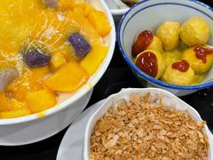 芒果芋圆牛奶绵绵冰-水牛奶皇后糖水铺(深圳总店)