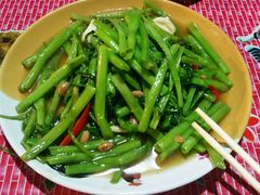 -Thiw Soen Seafood Restaurant