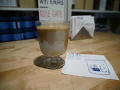 拿铁-玫瑰咖啡(中山六路店)