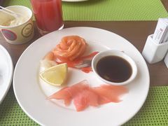 -昆明华邑酒店-鲜艳全日餐厅