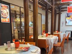 -阿瓦山寨·湘菜现炒·剁椒鱼头王(咸阳总店)