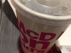 -麦当劳(世界城广场店)