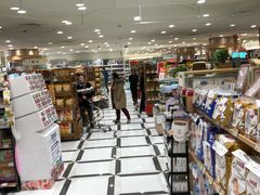 -金鹰超市(国际购物中心新街口店)