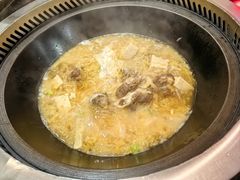 -粘豆包铁锅炖二部(温泉街店)