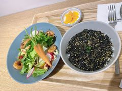 板煎大虾沙拉配日式海苔饭套餐-池奈·日式咖喱蛋包饭(老城根Gpark店)