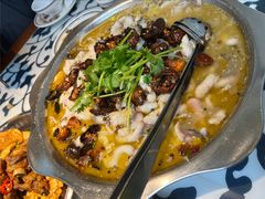 -何哥鲜鱼餐厅(龙湖花园店)