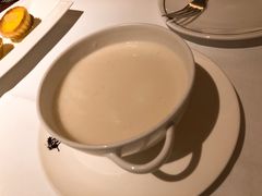 蛋白杏仁茶-嘉麟楼