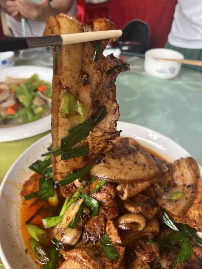 代木儿回锅肉-"也许我运气不好,上的西红柿蛋汤一股烂菜味.