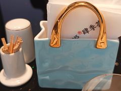 -肆季荟·SEASONS(江苏电视塔店)