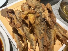 炸黄花鱼-漫月小海鲜酒馆(麦凯乐店)