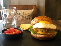 -HIGH FIVE哈福手工汉堡(桂林路店)