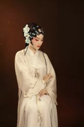 -盘子女人坊古装写真摄影(厦门总店)