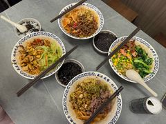 -梅溪·小伙子干挑面(安吉总店)