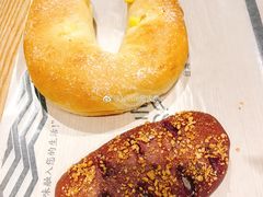 -焙丽拾光(麦凯乐直营店)