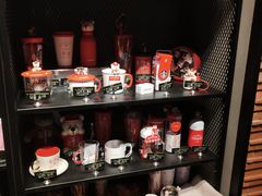 -星巴克(上海虹桥新天地二店)
