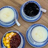 胡同里全是街坊叔叔阿姨的店，别提多正宗了