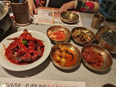 -草家酱蟹炭火烤肉店(珲春南路一店)