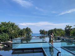 -亚龙湾喜来登·美景台大堂吧