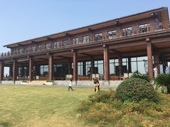 -梁子湖东篱老屋生态庄园