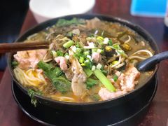 酸菜肉丝米线-李米线(武陵路店)