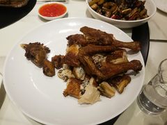 馕坑脆皮鸡-新疆伏拉沃餐厅(白龙南路店)