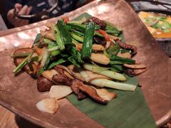 包烧野生牛肝菌-云海肴·汽锅鸡·云南菜(广安门天虹店)
