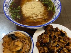 红汤面底-裕兴记•蟹黄面馆(人民广场店)