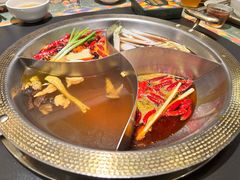 -廖掌柜·重庆鲜货火锅(上海首店)