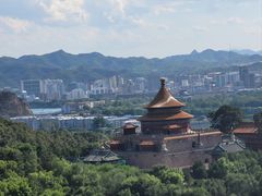 -磬锤峰森林公园