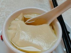 清蒸山泉水豆腐-头啖汤山庄(秀丽路店)