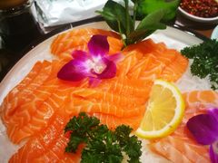 三文鱼-青瓦餐厅·生鱼片·韩园烤肉(西塔店)