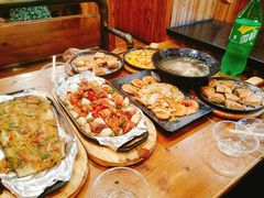 -老东镇啤酒屋海鲜加工·蒸汽海鲜·海鲜烧烤(台东店)