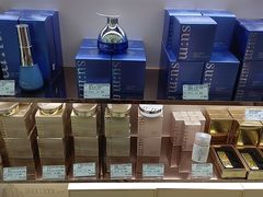 -国药中服免税(北京坊店)