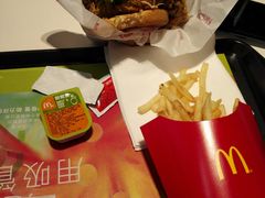 -麦当劳(国家体育场南路店)