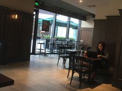 大堂-星巴克(尚品中心1F店)